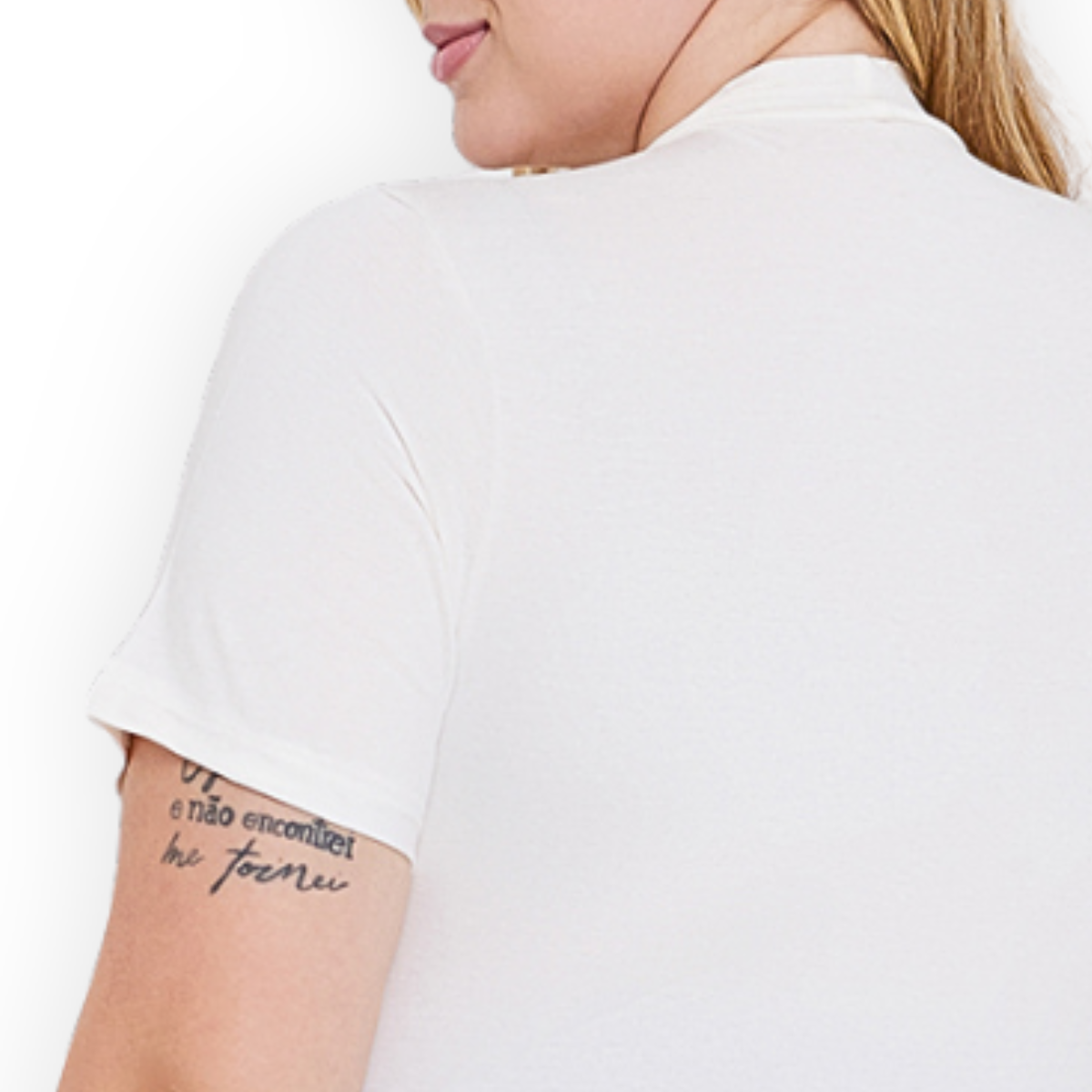 Blusa Gola Alta Plus Size