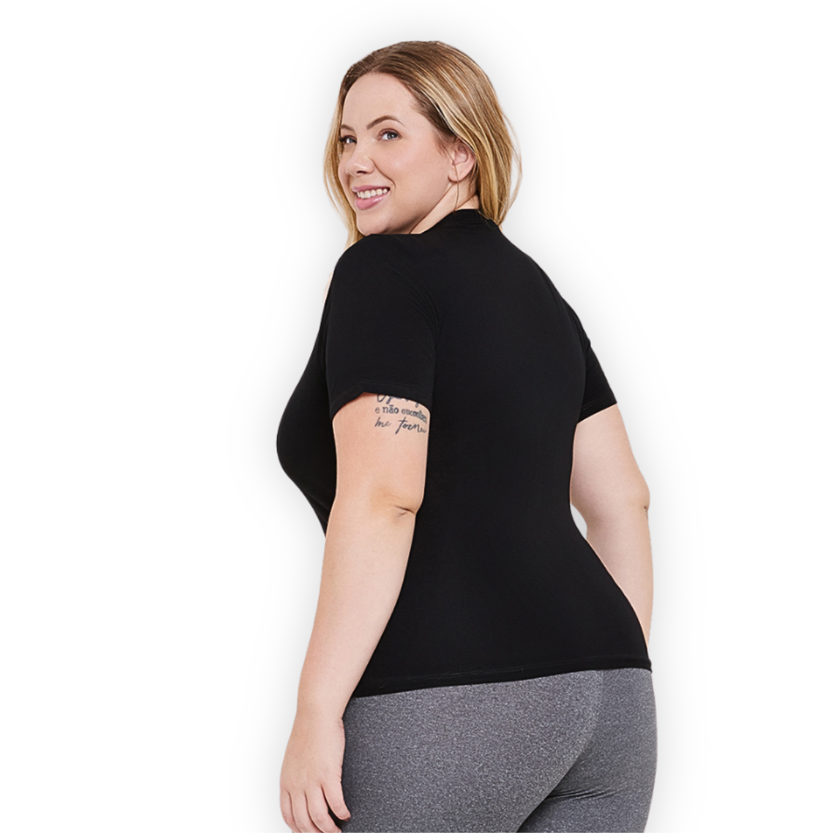 Blusa Gola Alta Plus Size